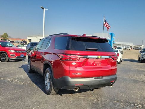 Used 2023 Chevrolet Traverse LT image 4