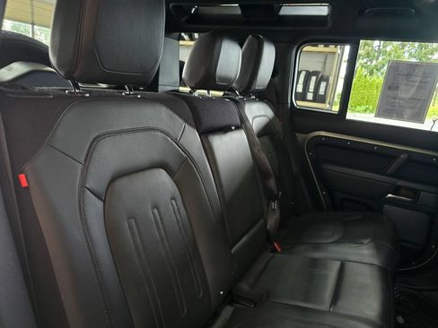 Used 2023 Land Rover Defender 110 X AWD/4WD image 28
