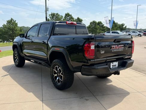Used 2024 GMC Canyon AT4X AWD/4WD image 4