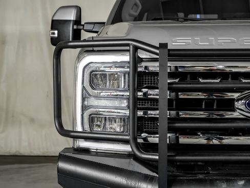 Used 2023 Ford F250 Lariat w/ FX4 Off-Road Package AWD/4WD image 39