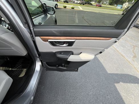 Used 2019 Honda CR-V EX image 17