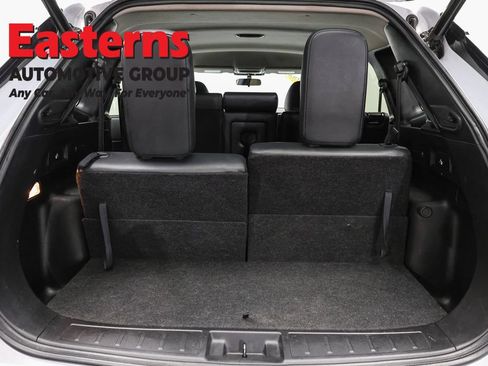 Used 2024 Mitsubishi Outlander SE AWD/4WD image 9