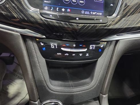 Used 2020 Cadillac XT6 Premium Luxury AWD/4WD image 15