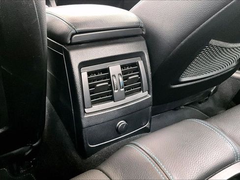 Used 2018 BMW M2 image 32