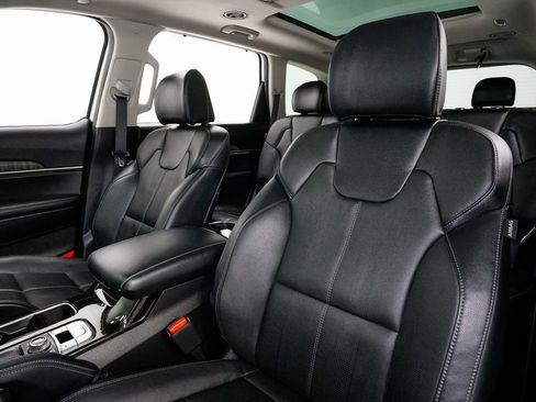 Used 2024 Kia Telluride SX image 10