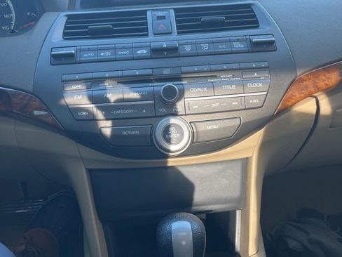 Used 2010 Honda Accord EX-L image 26