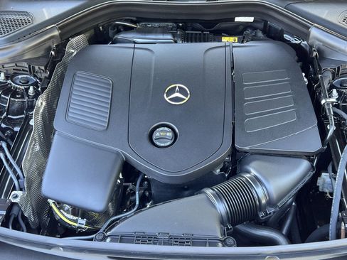 New 2026 Mercedes-Benz GLC 300 4MATIC image 34