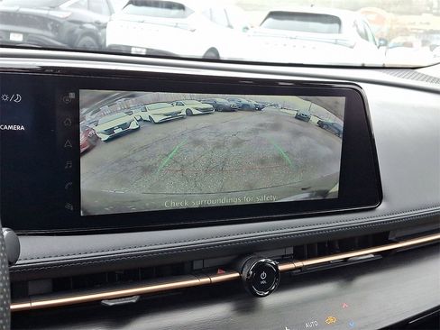 Used 2023 Nissan Ariya FWD image 19