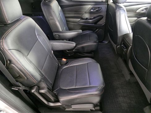 Used 2020 Chevrolet Traverse LT w/ LPO, Floor Liner Package image 31