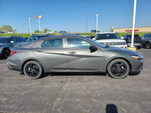 New 2026 Hyundai Elantra Sport FWD image 3