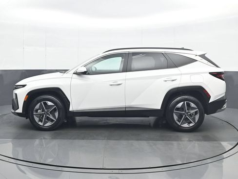 Used 2025 Hyundai Tucson SEL AWD/4WD image 3