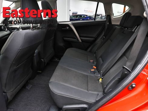 Used 2017 Toyota RAV4 XLE AWD/4WD image 22