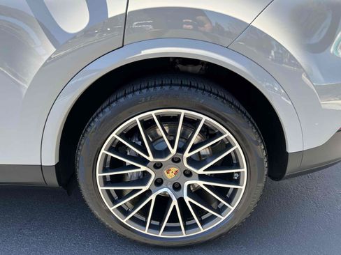 Used 2020 Porsche Cayenne E-Hybrid AWD/4WD image 94