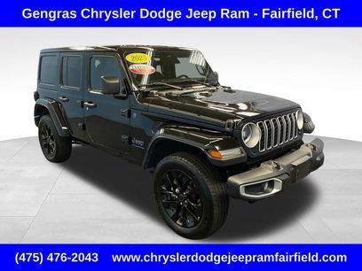 Used 2025 Jeep Wrangler Unlimited Sahara w/ Safety Group