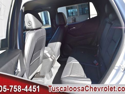 New 2026 Chevrolet Equinox LT w/ Convenience Package II FWD image 17