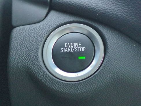 Used 2022 Chevrolet Equinox LT image 27