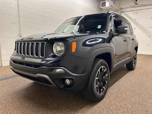 Used 2023 Jeep Renegade Latitude image 5