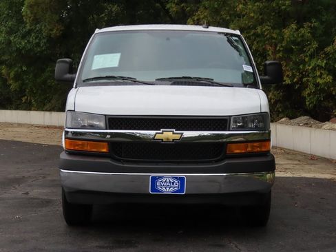Used 2024 Chevrolet Express 2500 w/ Driver Convenience Package image 13