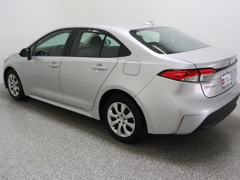 Certified 2026 Toyota Corolla LE FWD image 9