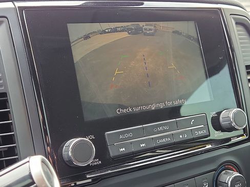 Used 2023 Nissan Titan SV AWD/4WD image 25
