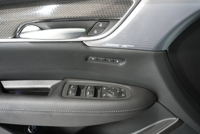 Used 2025 Cadillac XT5 Sportv w/ LPO, Bronce Accent Package AWD/4WD image 12