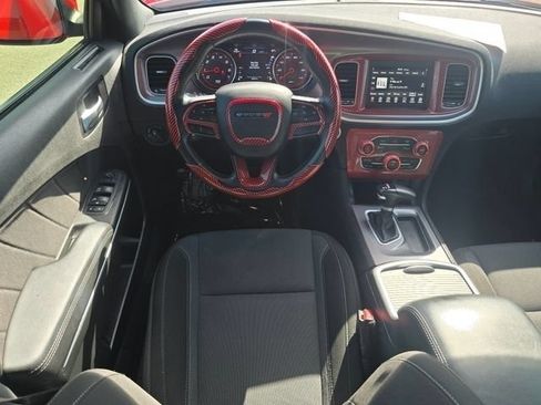 Used 2022 Dodge Charger SXT RWD image 4
