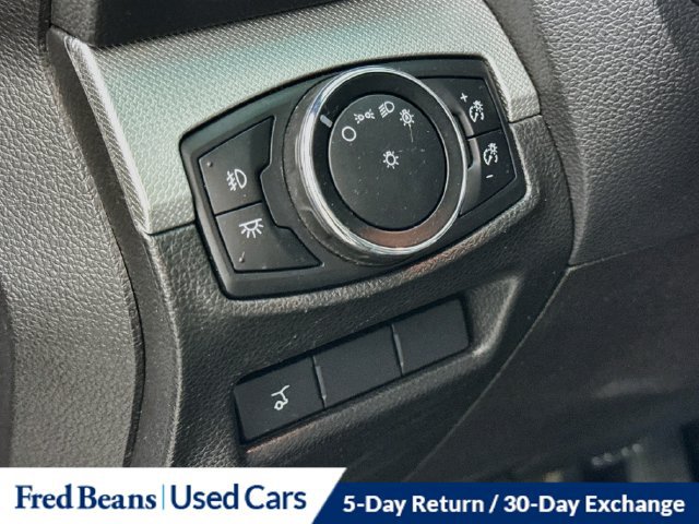 Used 2015 Ford Explorer XLT w/ Equipment Group 202A AWD/4WD image 13
