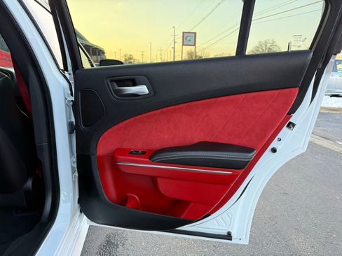 Used 2016 Dodge Charger SRT w/ Harman/Kardon Audio Group image 35