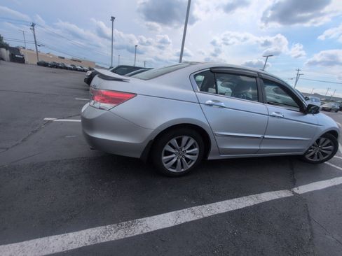 Used 2011 Honda Accord EX-L image 13