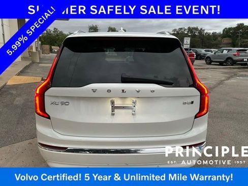 Certified 2025 Volvo XC90 B5 Plus AWD/4WD image 10