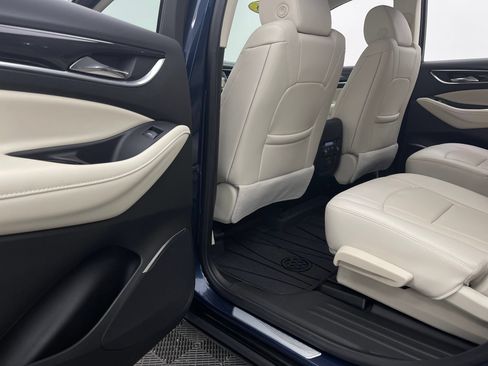 Used 2023 Buick Enclave Essence FWD image 38