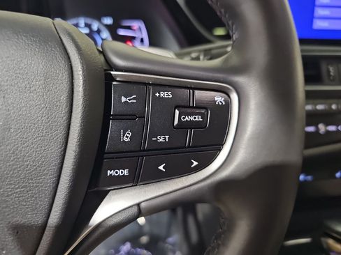 Certified 2024 Lexus ES 350 w/ Premium Package FWD image 18