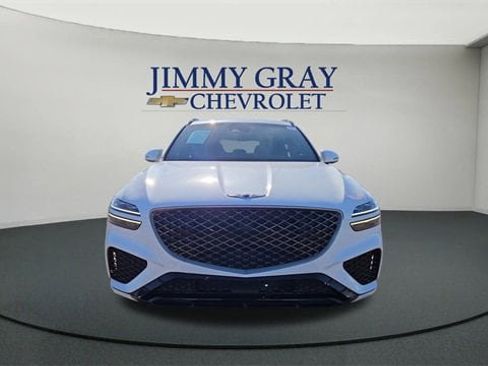 Used 2023 Genesis GV70 2.5T w/ Sport Prestige Package image 8