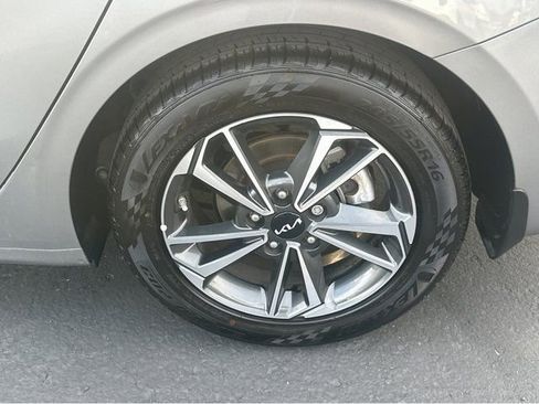 Certified 2023 Kia Forte LXS w/ LXS Technology Package image 35