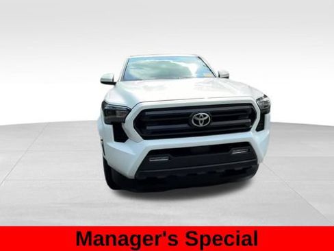 Used 2025 Toyota Tacoma SR5 RWD image 12