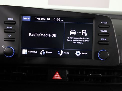 Certified 2025 Hyundai Elantra Sport image 7