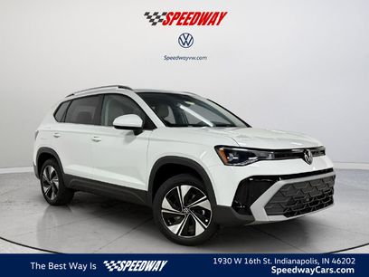 New 2025 Volkswagen Taos SE
