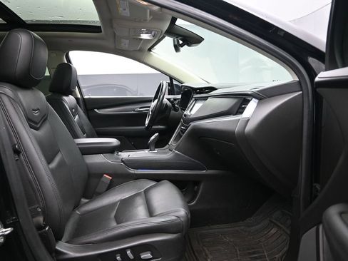 Used 2019 Cadillac XT5 Luxury AWD/4WD image 29