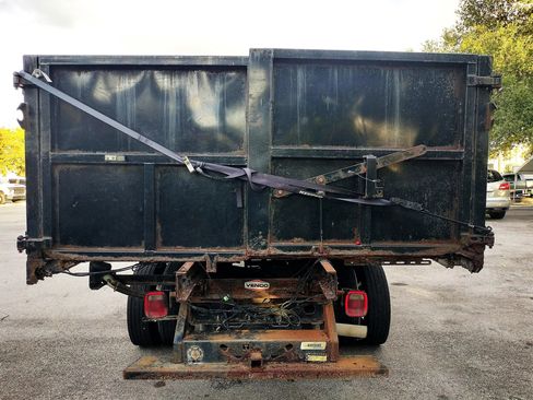 Used 2015 RAM 3500 Tradesman RWD image 9