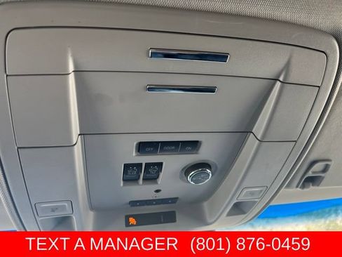 Used 2019 GMC Yukon Denali AWD/4WD image 30