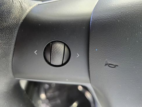 Used 2023 Tesla Model 3 Standard Range RWD image 15