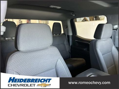 Used 2024 Chevrolet Silverado 1500 LT AWD/4WD image 33