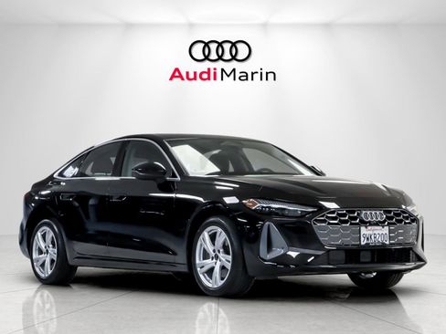 Used 2025 Audi A5 2.0T Premium Plus w/ Premium Plus AWD/4WD image 7