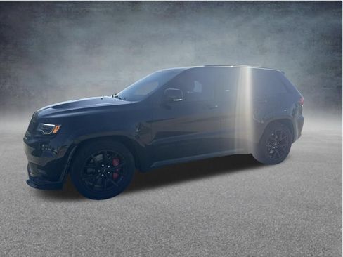 Used 2020 Jeep Grand Cherokee SRT AWD/4WD image 2