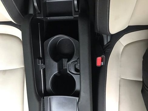 Used 2019 Honda Civic EX image 12