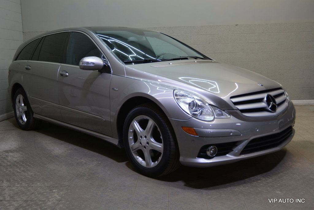 Used 2009 Mercedes-Benz R 320 BlueTEC 4MATIC image 1
