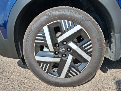 Certified 2026 Nissan Kicks SV w/ SV Premium Package FWD image 29