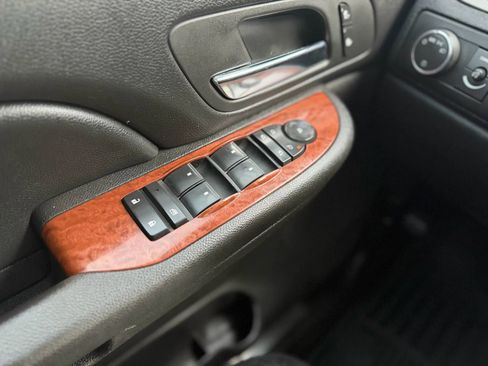 Used 2008 GMC Yukon 4WD Hybrid image 37