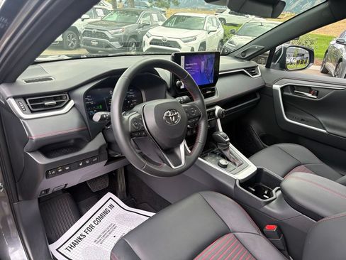 Used 2024 Toyota RAV4 XSE w/ Weather Package AWD/4WD image 25