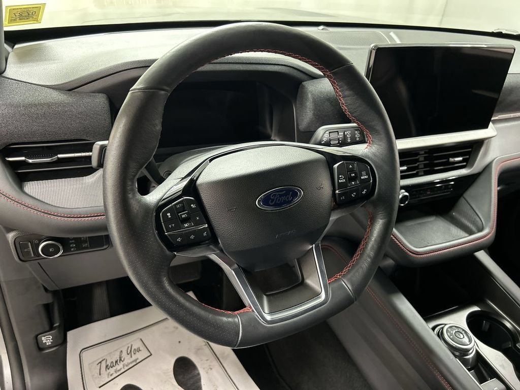 Used 2026 Ford Explorer ST-Line AWD/4WD image 4